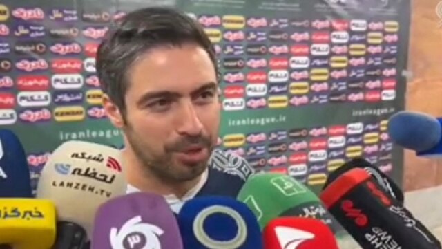 نگاهی به حواشی‌های بازی استقلال و ذوب‌آهن + فیلم