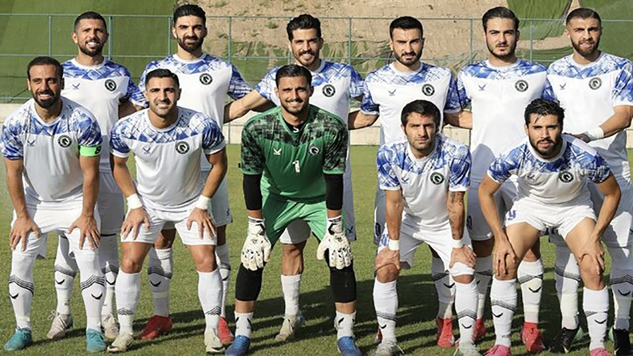 تمام خارجی‌هایی که پیکان سوار شدند