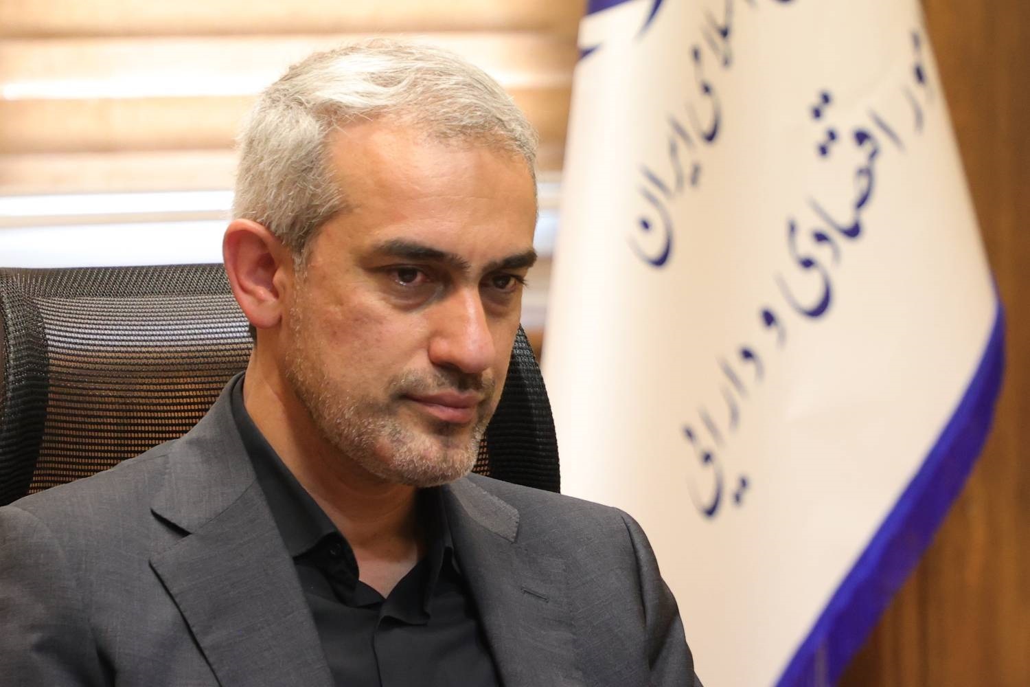 تک نرخی شدن ارز در دستور کار است تک نرخی شدن ارز در دستور کار است