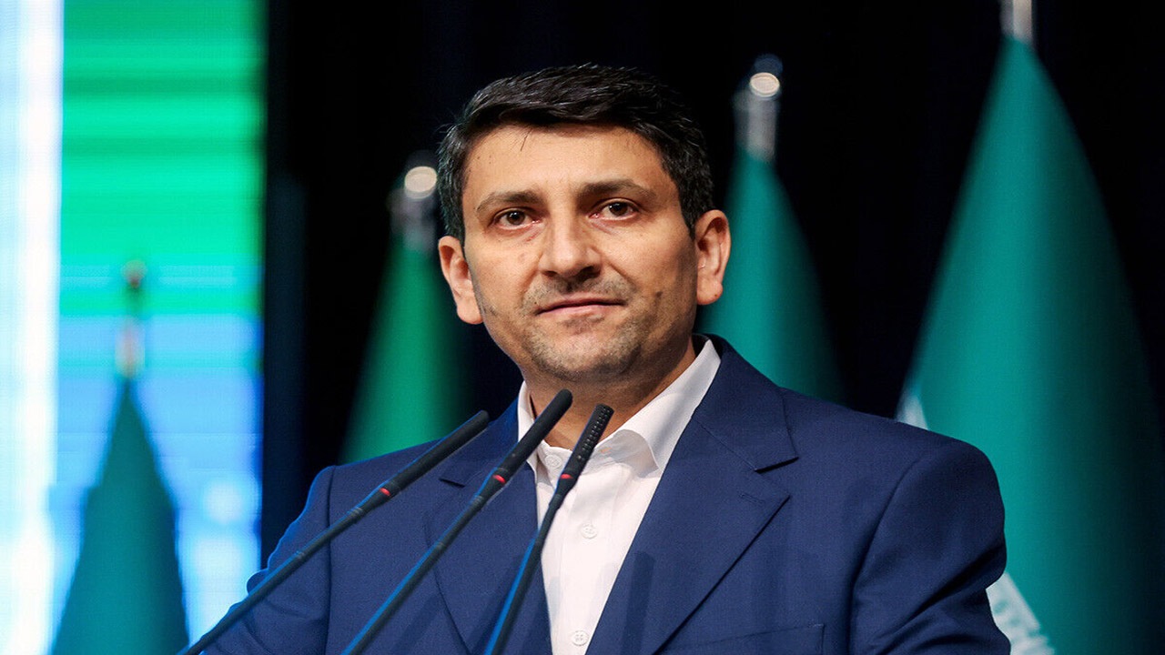 وزیر ارتباطات:بهره‌گیری از ظرفیت بخش خصوصی محور اجرای برنامه‌ها باشد