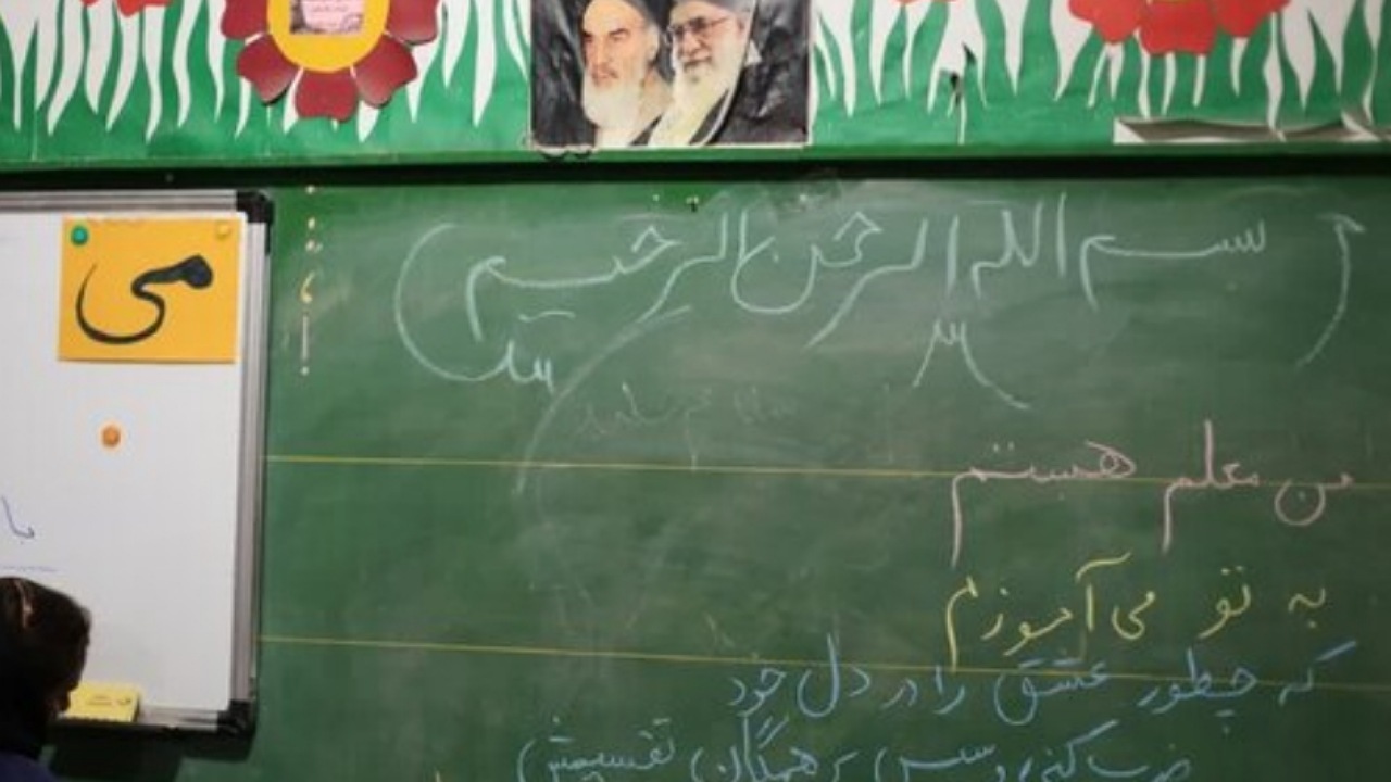 کاظمی: هیچ کلاس درسی بدون معلم نخواهد ماند