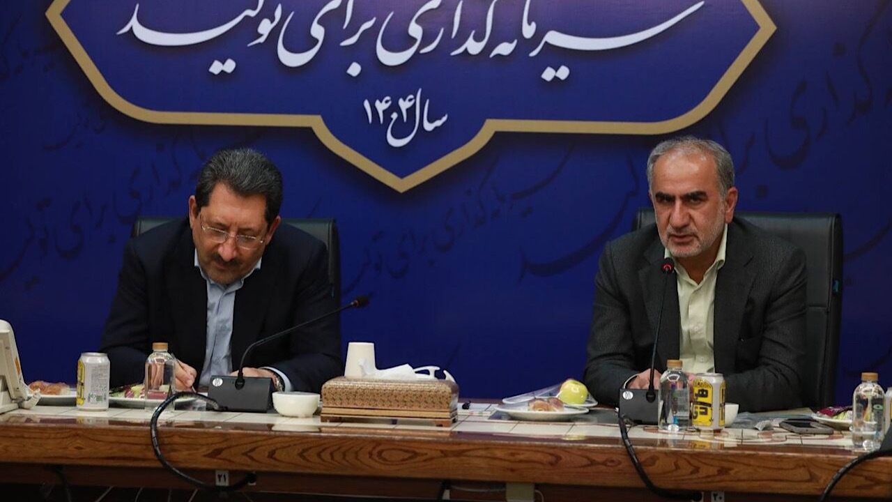 افزایش مزیت رقابتی تولیدکنندگان داخلی با ارائه تسهیلات ارزان‌قیمت و مشوق‌ها