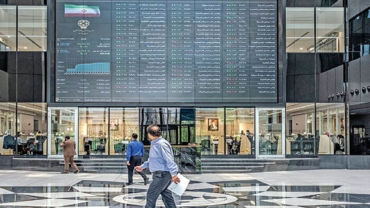 از افزایش ارزش معاملات تا تداوم تزریق نقدینگی حقیقی‌ها به بازار سرمایه