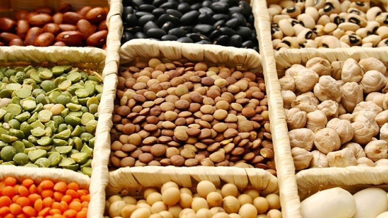 کمبودی در عرضه حبوبات نداریم/ قیمت هرکیلو لوبیا چیتی به ۳۹۰ هزارتومان رسید کمبودی در عرضه حبوبات نداریم/ قیمت هرکیلو لوبیا چیتی به ۳۹۰ هزارتومان رسید