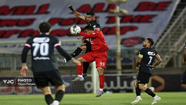 آشتیانی: بازی پرسپولیس و تراکتور کیفیت لازم را نداشت