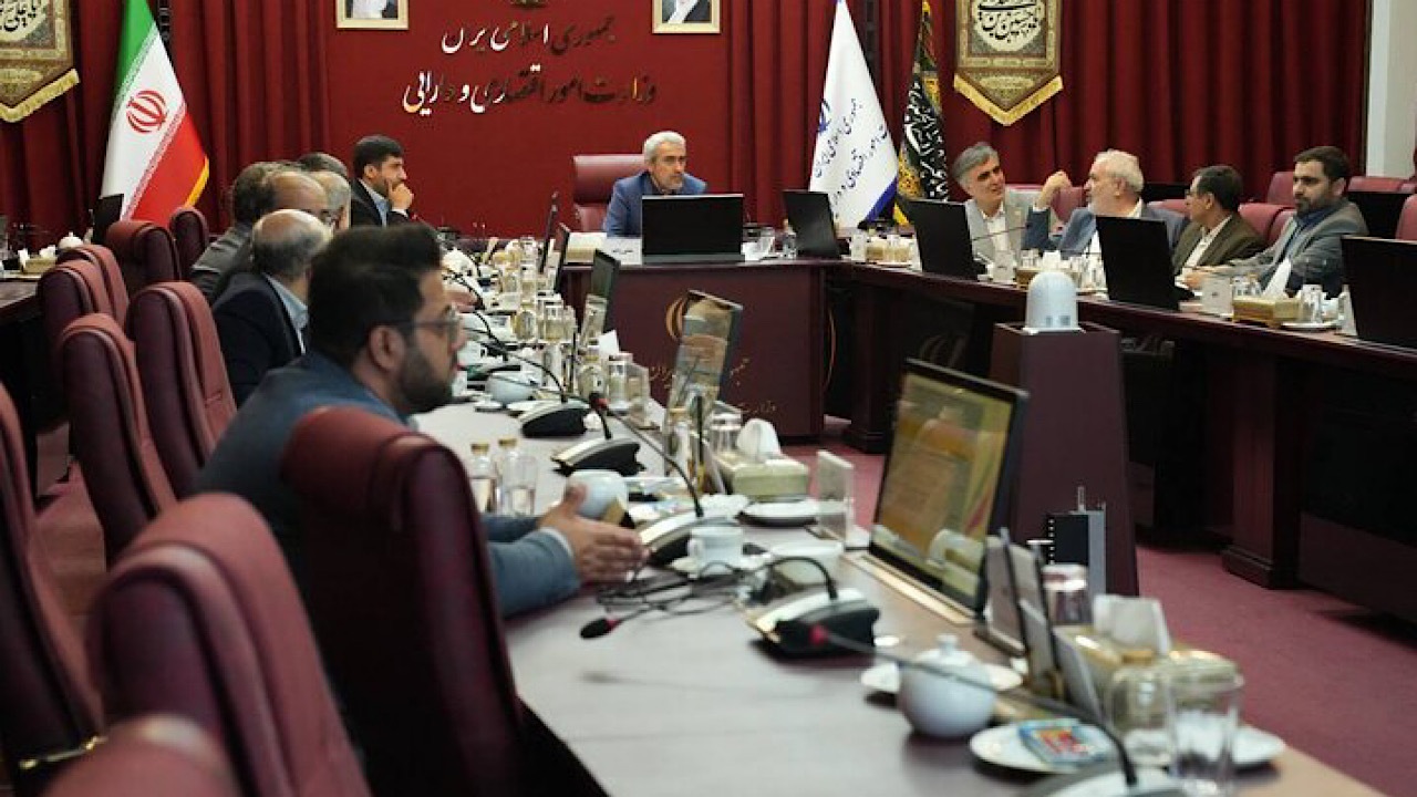 اعطای اقامت به اتباع خارجی در قبال سپرده‌گذاری یا سرمایه‌گذاری