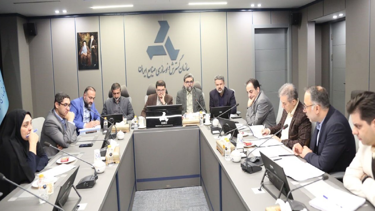تشکیل کارگروه مشترک ارزی برای تأمین ناوگان ریلی تشکیل کارگروه مشترک ارزی برای تأمین ناوگان ریلی