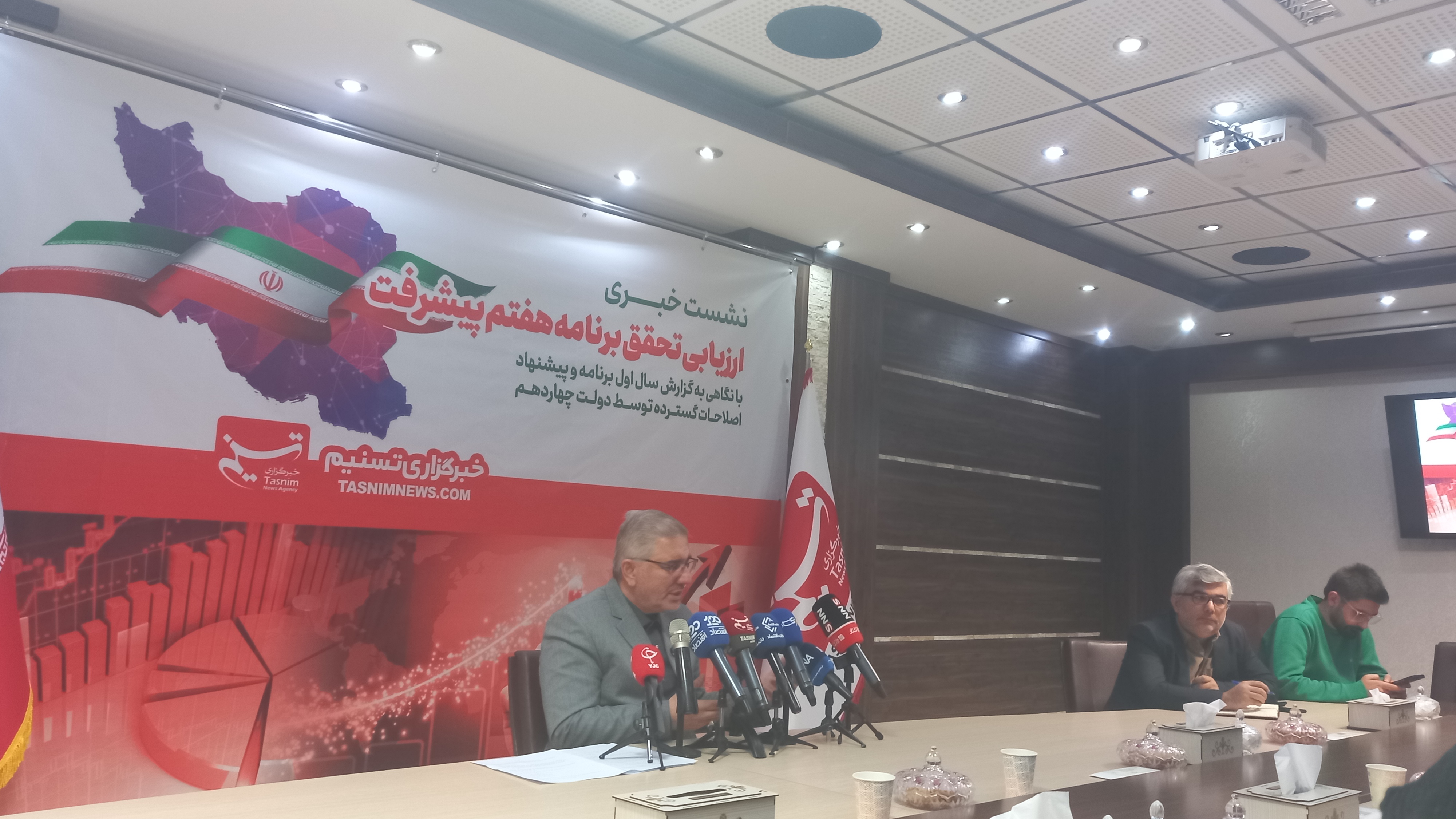 ناترازی کلید واژه دولت شده است/ اقتصاد کشور دچار دوره طولانی کمرشدی شده است ناترازی کلید واژه دولت شده است/ اقتصاد کشور دچار دوره طولانی کمرشدی شده است