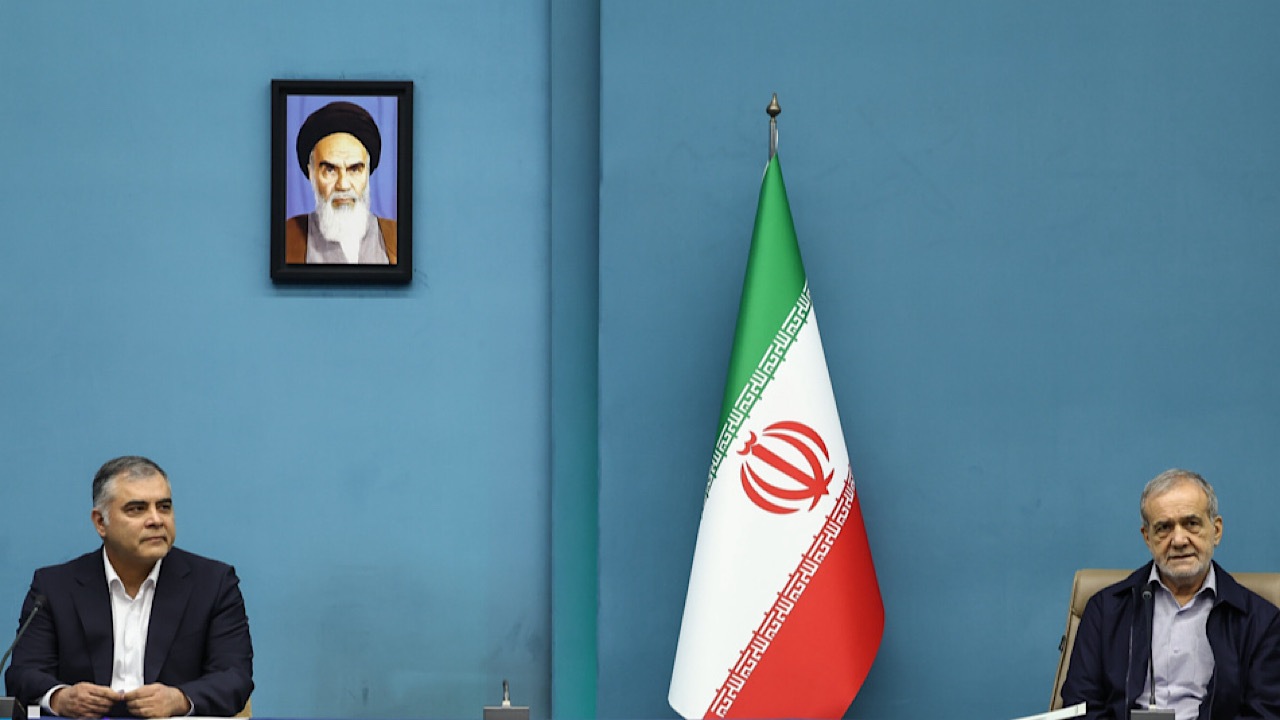 ۱۲ قرارداد جمع آوری گاز‌های مشعل امضا شد/جمع‌آوری ۹۰ درصدی تا پایان ۱۴۰۶