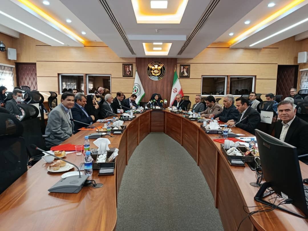 آفت ملخ صحرایی تامین امنیت غذایی را دچار چالش می‌کند+ فیلم