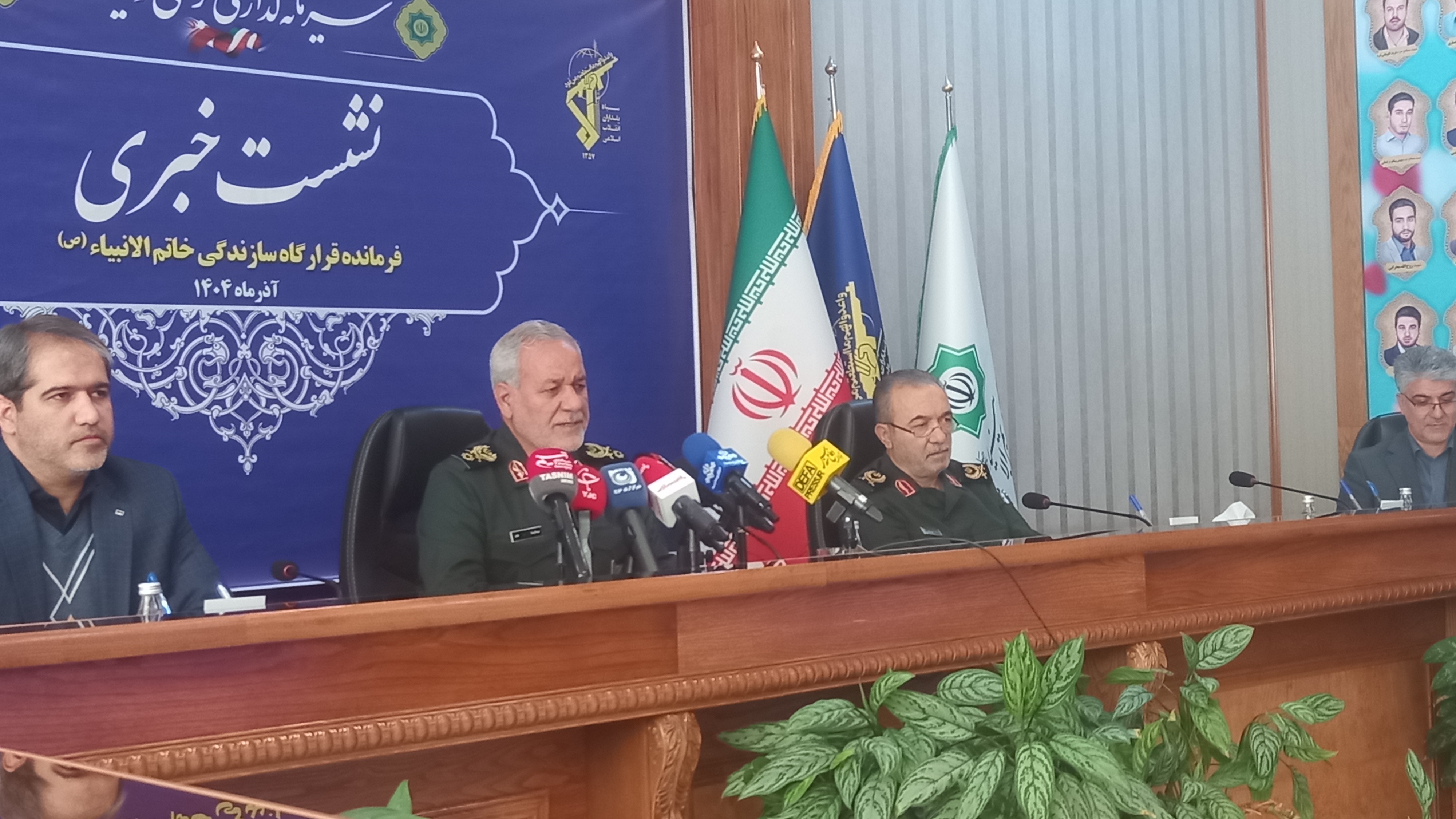 سال آینده از واردات بنزین بی نیاز خواهیم شد سال آینده از واردات بنزین بی نیاز خواهیم شد