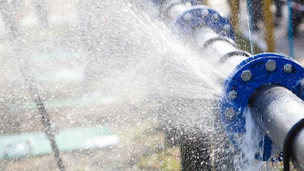 هدررفت واقعی آب تهران زیر ۱۰ درصد است