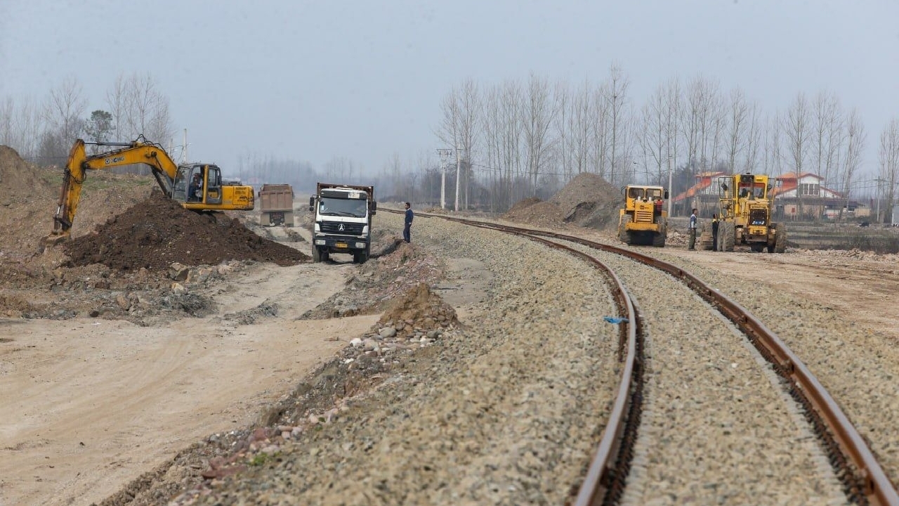 ۱۶ کریدور ریلی و جاده‌ای در حال تکمیل است/ تخصیص ۱۰۰درصدی اعتبارات شرکت ساخت