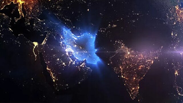 شاعری که با آرش ماندگار شد و با مهره سرخ اعتراف کرد شاعری که با آرش ماندگار شد و با مهره سرخ اعتراف کرد