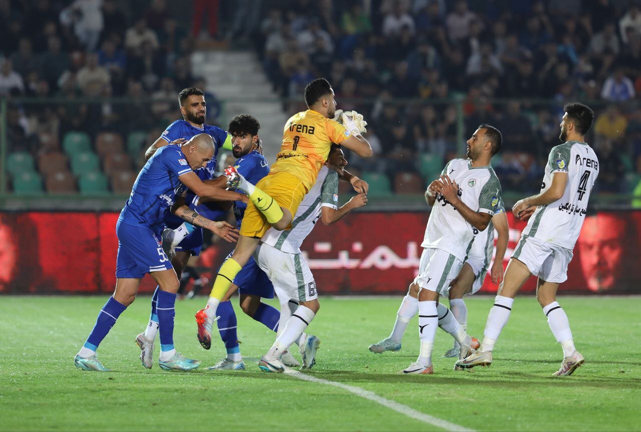 ذوب آهن در اندیشه صعود؛ استقلال در تعقیب صدرنشین