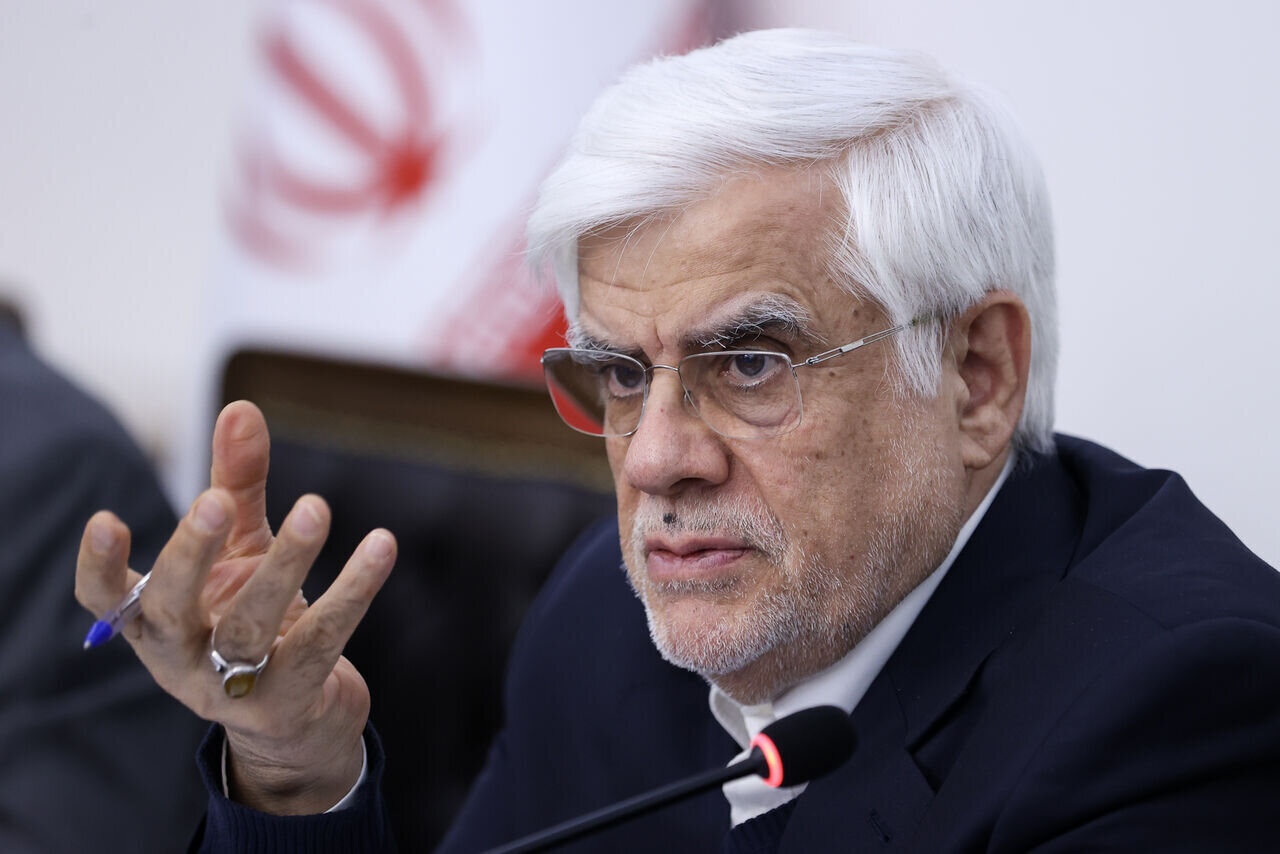 محمدرضا عارف از حمایتهای رهبری از دولت تشکر کرد/ پیشبینی میشد که دشمن پس از شکستهای پیاپی به ویژه پس از جنگ ۱۲ روزه، دست از کارشکنی بر ندارد محمدرضا عارف از حمایتهای رهبری از دولت تشکر کرد/ پیشبینی میشد که دشمن پس از شکستهای پیاپی به ویژه پس از جنگ ۱۲ روزه، دست از کارشکنی بر ندارد