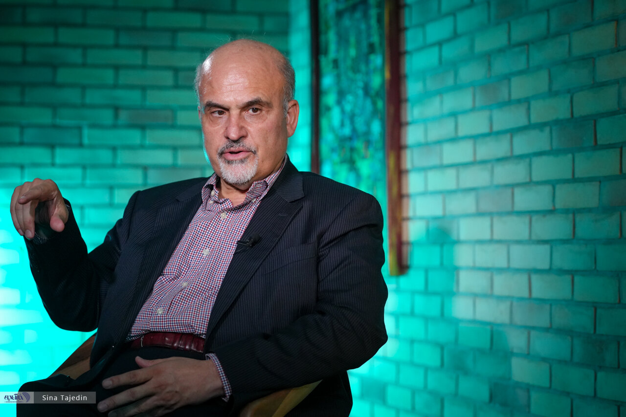 جلایی پور: پس از جنگ ۱۲ روزه حاکمیت به تنظیمات کارخانه بازگشت/ دولت و فراجا ۱۲ روز همراه معترضین بودند/ نظرسنجی‌ها از قبل نارضایتی مردم را نشان می‌داد