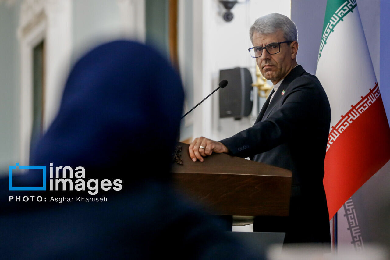 بقائی خبر آکسیوس‌ را تکذیب کرد