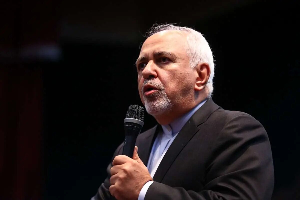 بیانیه تند دفتر ظریف در واکنش به ادعای یک نماینده در گفتگو با یک خارج نشین/ همراهی گروههای مدعی با مزدوران نشان دار خارج از کشور باعث زایش یک دروغ شد بیانیه تند دفتر ظریف در واکنش به ادعای یک نماینده در گفتگو با یک خارج نشین/ همراهی گروههای مدعی با مزدوران نشان دار خارج از کشور باعث زایش یک دروغ شد