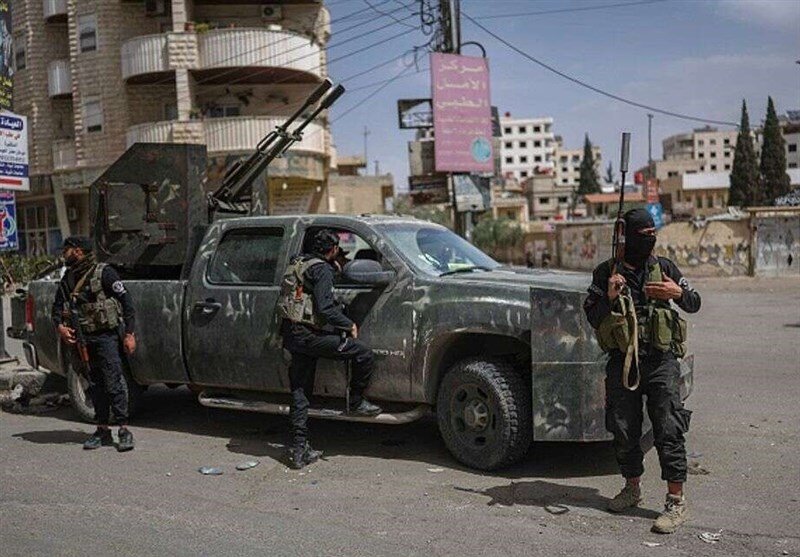 وال استریت ژورنال: ایالات متحده در حال بررسی خروج کامل نیروهایش از سوریه است وال استریت ژورنال: ایالات متحده در حال بررسی خروج کامل نیروهایش از سوریه است