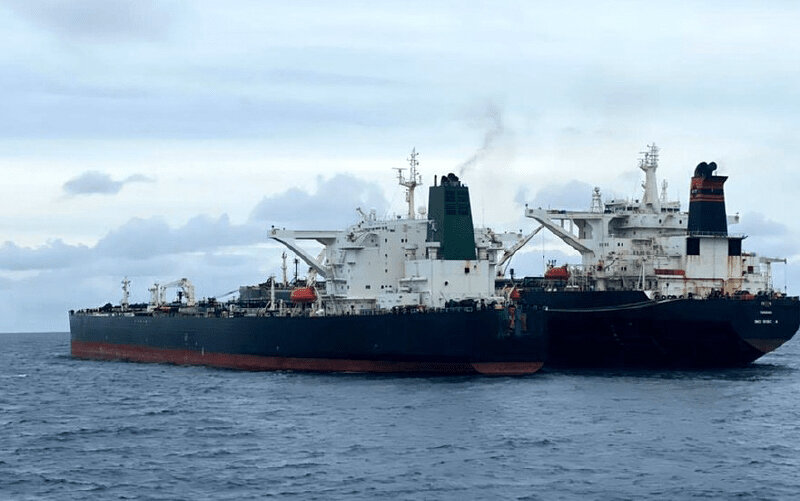 صادرات و فروش نفت ایران توسط نهادهای موازی چقدر به زیان کشور شد؟ صادرات و فروش نفت ایران توسط نهادهای موازی چقدر به زیان کشور شد؟