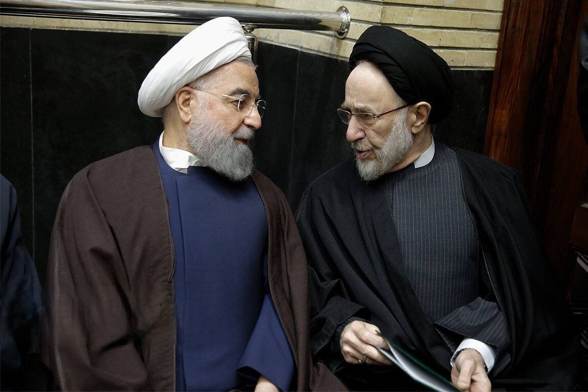 خاتمی و روحانی در مراسم ختم والده محمد شریعتمداری + عکس