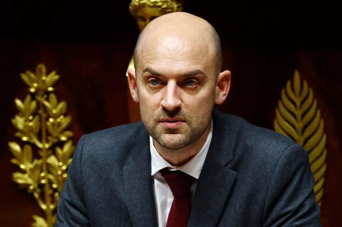 واکنش پاریس به اظهارات دبیر کل ناتو / فرانسه: می‌توانیم از خودمان دفاع کنیم