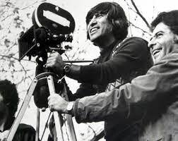 بهزاد فراهانی: ما فقیر نبودیم، فقرآلود زندگی می‌کردیم/صادق هدایت مخترع واقعی رئالیسم جادویی بود