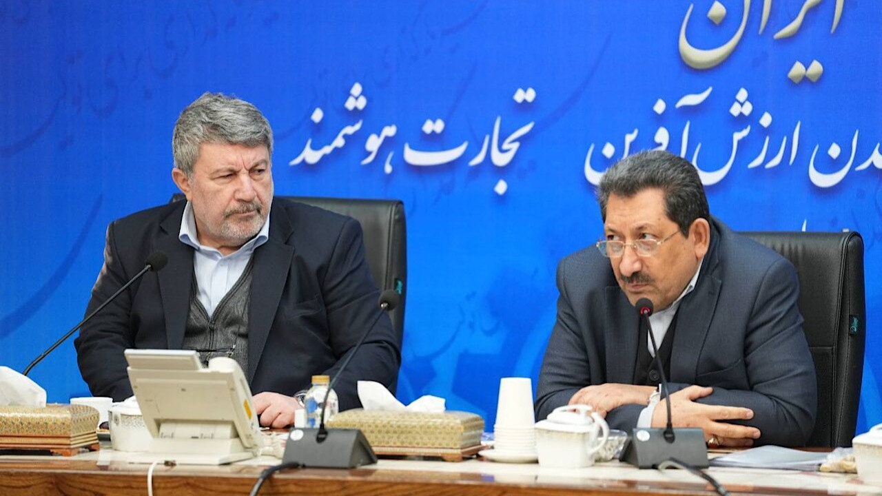 اتابک: اختصاص ۷۰۰ همت برای حمایت از تولید در جهت اصلاح سیاست ارزی است اتابک: اختصاص ۷۰۰ همت برای حمایت از تولید در جهت اصلاح سیاست ارزی است