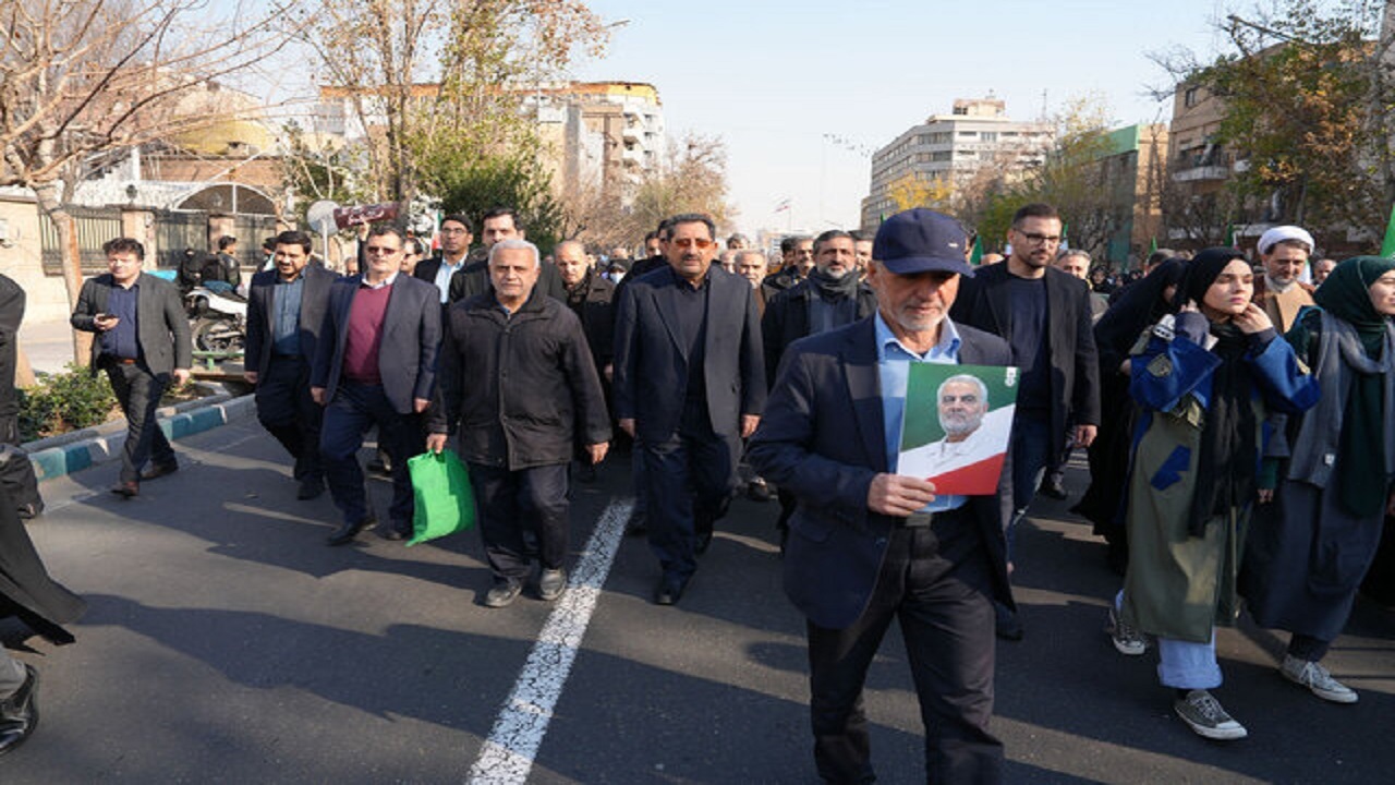اتابک: برنامه دولت در دراز مدت نتایج پایداری در اقتصاد خواهد داشت اتابک: برنامه دولت در دراز مدت نتایج پایداری در اقتصاد خواهد داشت