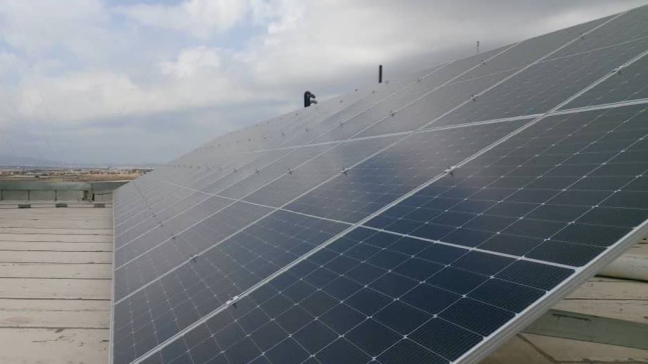 راه اندازی نیروگاه خورشیدی در شرکت پتروشیمی بیستون