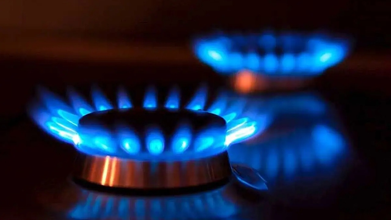 مصرف حدود نیمی از کل گاز کشور در ۵ استان