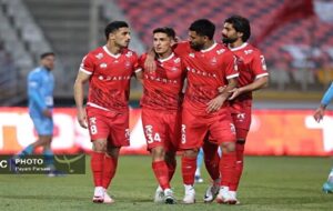 توقع بیشتری از پرسپولیس برابر چادرملو داشتیم/ محمودی بازیکن آینده داری است