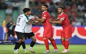 نبرد پرسپولیس و ذوب آهن برای قطع نوار ناکامی‌شان/ جدال ۶ امتیازی قعرنشینان در کویر