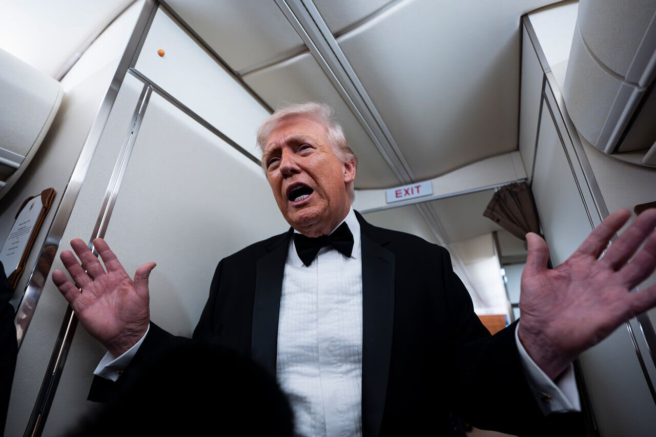 ترامپ: اوضاع کوبا بسیار وخیم است، نه پولی دارند و نه نفتی، شاید با آنها به توافق برسیم ترامپ: اوضاع کوبا بسیار وخیم است، نه پولی دارند و نه نفتی، شاید با آنها به توافق برسیم