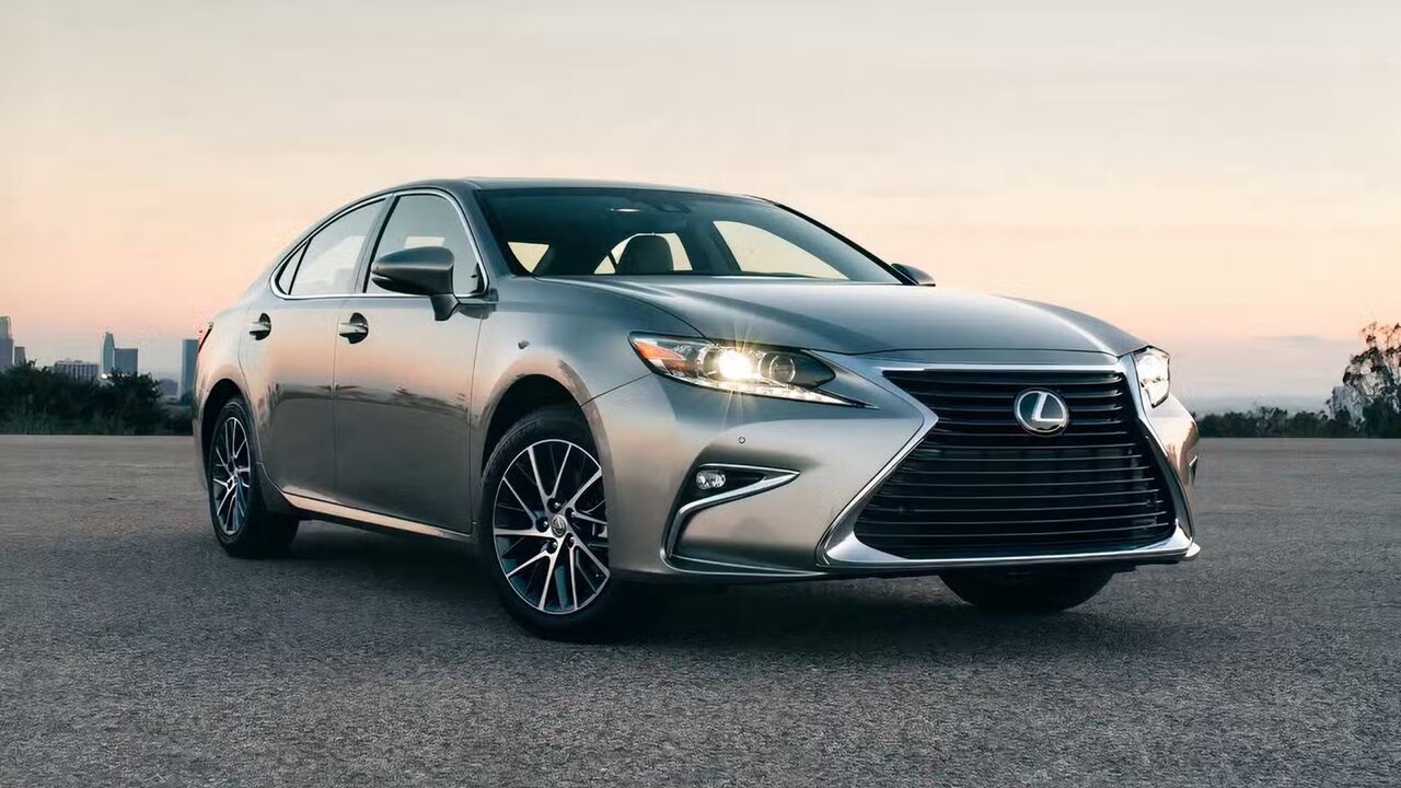 خرید لکسوس با قیمت آریزو ۵ و ریسپکت