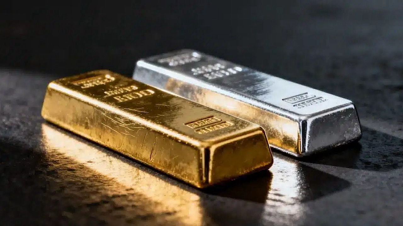 دو راهی تصمیم‌گیری؛ برای سرمایه گذاری طلای آب شده بخریم یا نقره؟