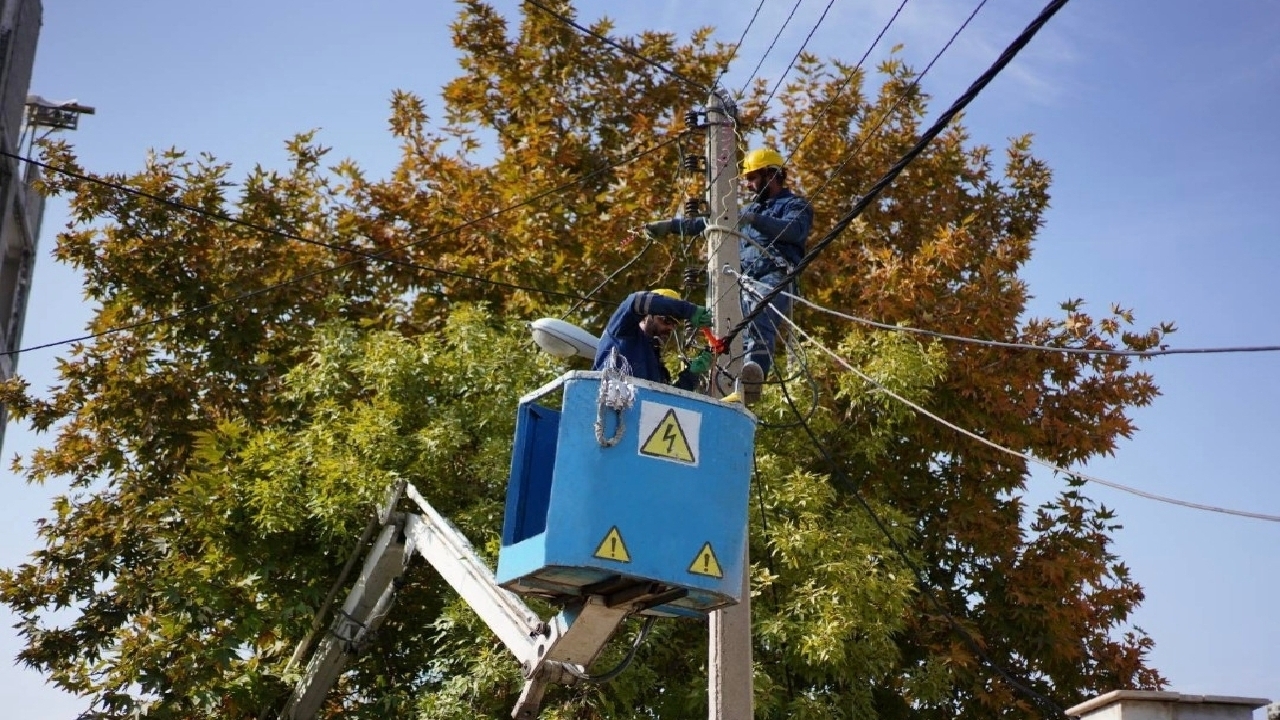 شتاب توسعه برق ایران ۶.۷ برابر میانگین جهانی/ ظرفیت نیروگاهی از انقلاب تاکنون ۱۴ برابر شد شتاب توسعه برق ایران ۶.۷ برابر میانگین جهانی/ ظرفیت نیروگاهی از انقلاب تاکنون ۱۴ برابر شد