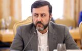 غریب آبادی: پاسخ شب گذشته سپاه به شیطنت آمریکاییها نشانگر آمادگی کامل نیروهای مسلح است غریب آبادی: پاسخ شب گذشته سپاه به شیطنت آمریکاییها نشانگر آمادگی کامل نیروهای مسلح است