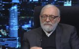 جواد لاریجانی: هر نقدی که مطرح می‌کنیم، برای کمک به دولت است، نه برای مچ‌گیری/ جمهوری اسلامی حتی یک حبه از گندم یا سویای آمریکایی‌ها را نخواهد پذیرفت