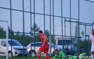حضور تیم فوتبال پرسپولیس در مرکز پزشکی ایفمارک + فیلم حضور تیم فوتبال پرسپولیس در مرکز پزشکی ایفمارک + فیلم